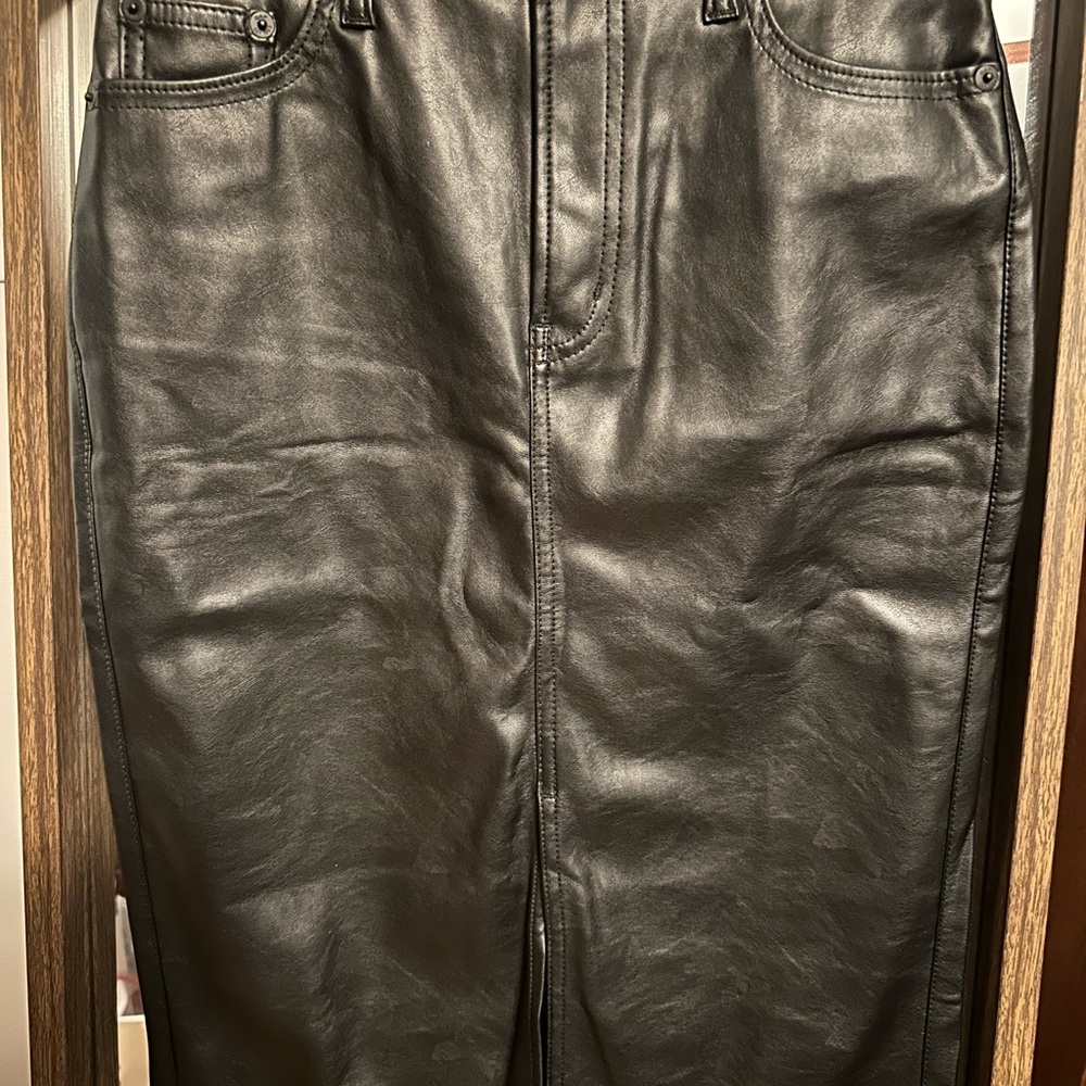 GAP Black Faux MIDI Skirt